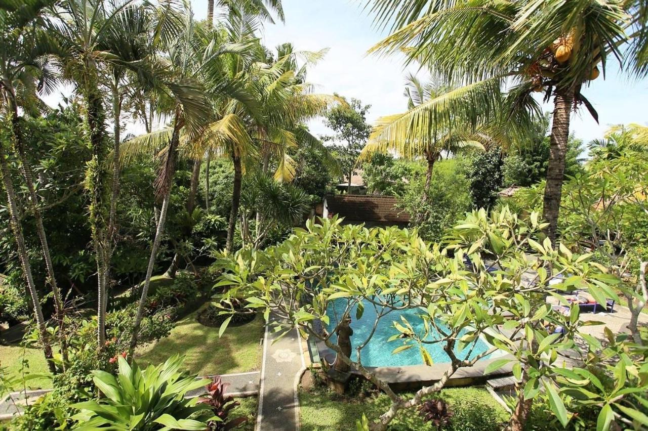 Hotel White House à Ubud Extérieur photo