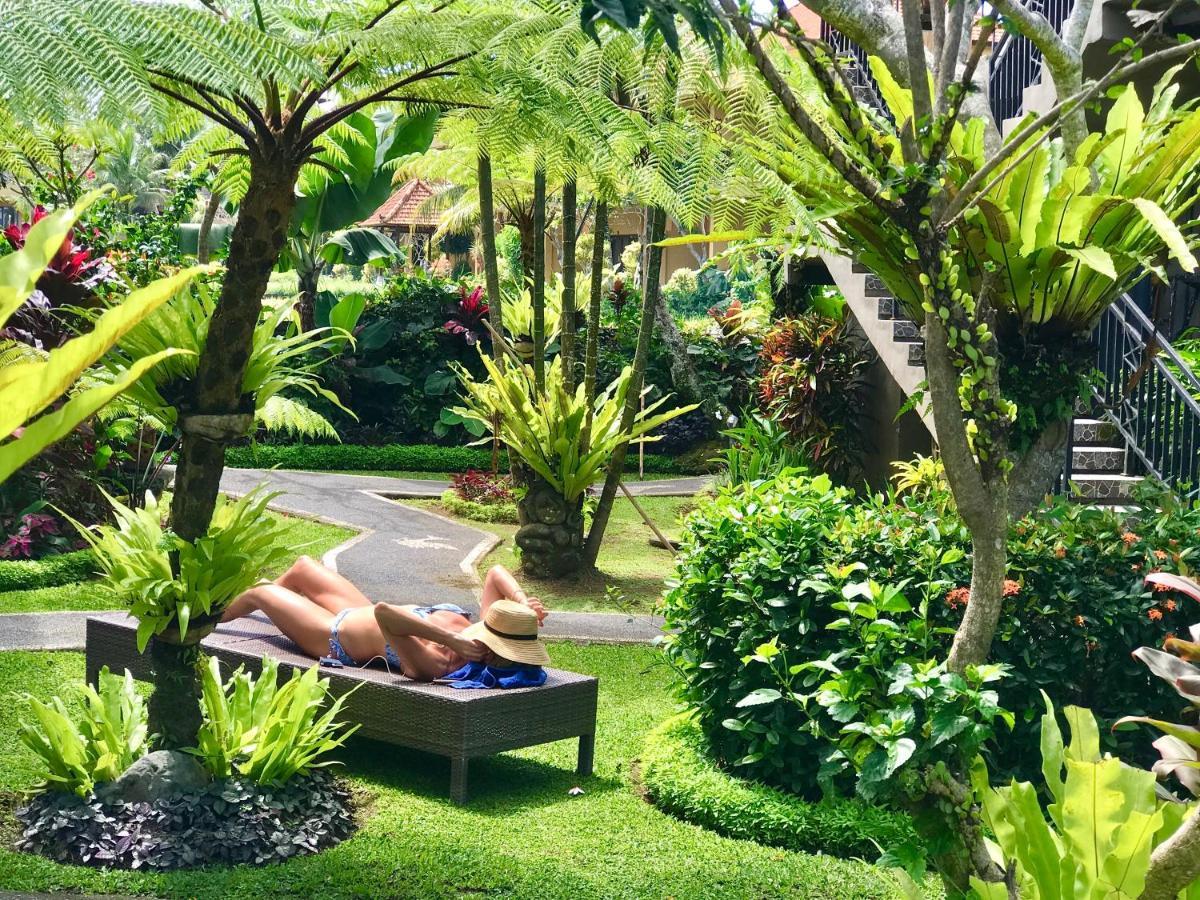 Hotel White House à Ubud Extérieur photo