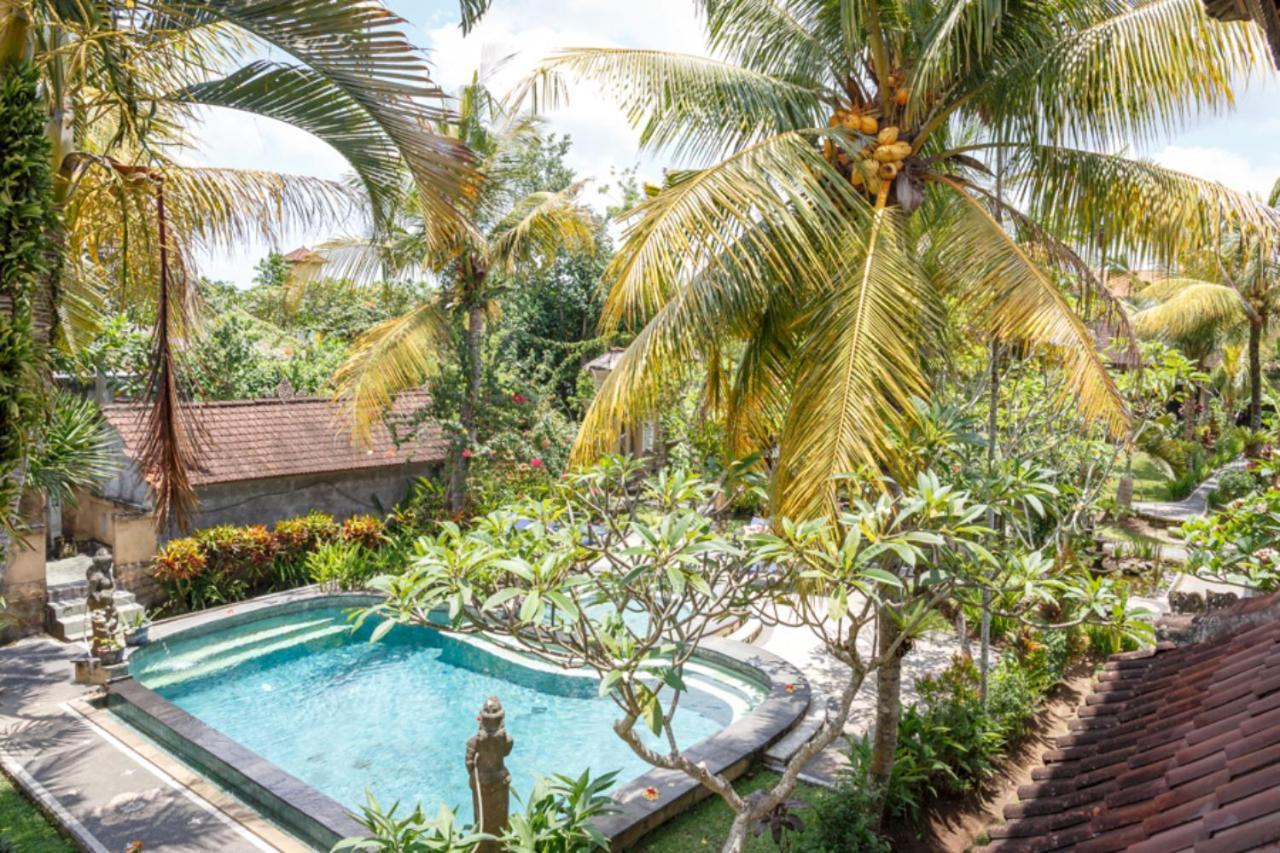 Hotel White House à Ubud Extérieur photo