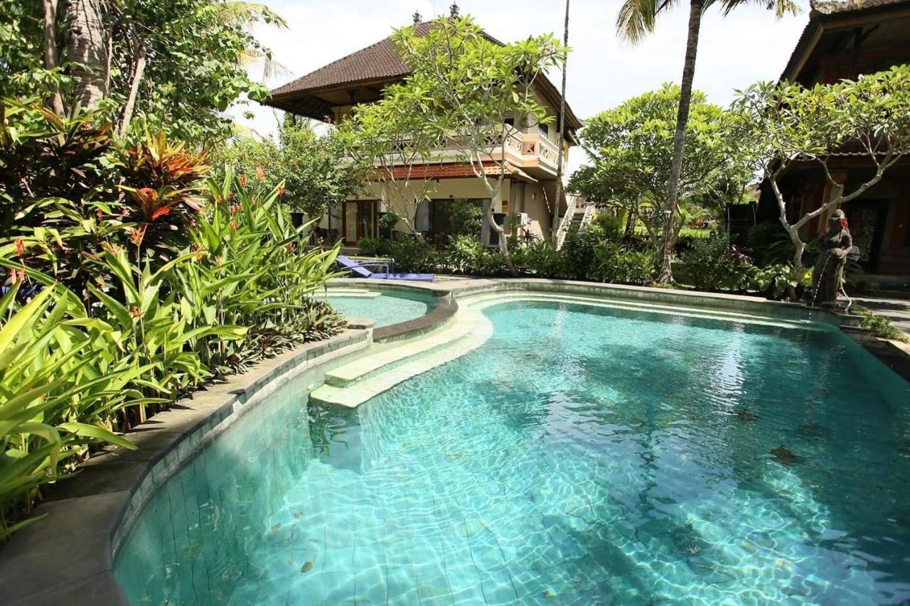 Hotel White House à Ubud Extérieur photo